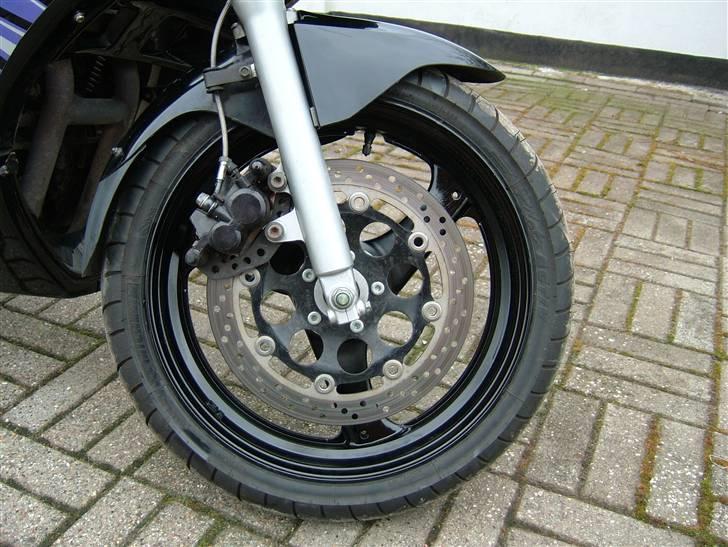 Suzuki GS 500 E "Solgt" - Sort lakeret fælge billede 5