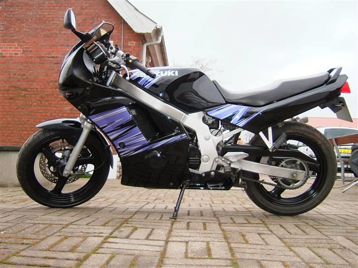 Suzuki GS 500 E "Solgt" billede 6