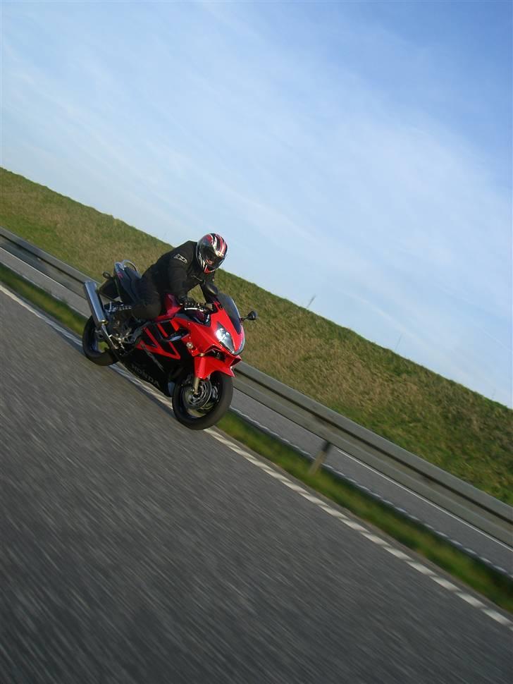 Honda CBR 600 F4i (Solgt) billede 17