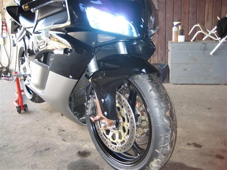 Honda cbr 1000 rr fireblade billede 4