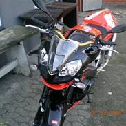 Aprilia RSV TOUNO R