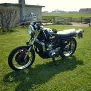 Suzuki gt750