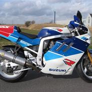 Suzuki Gsxr 750    SOLGT