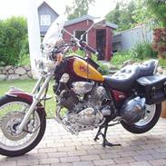 Yamaha XV 750 Virago