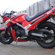 Kawasaki GPZ 500 S