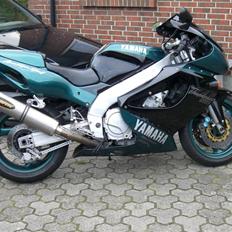 Yamaha YZF 1000 R  Thunderace
