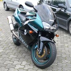 Yamaha YZF 1000 R  Thunderace