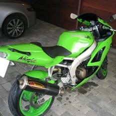 Kawasaki zx6r Totalt skadet 