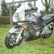 Honda cbr 600