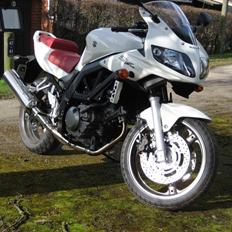 Suzuki sv650sak8 (solgt)