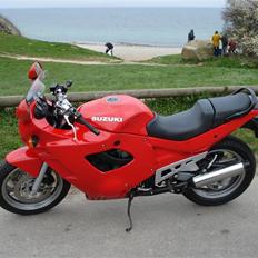 Suzuki GSX 600F