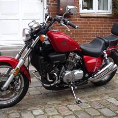 Honda Super Magna 