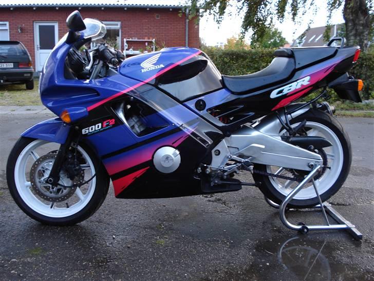 Honda CBR 600 F2 billede 2