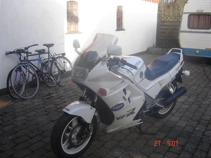Honda vfr 750 f rc24 billede 12