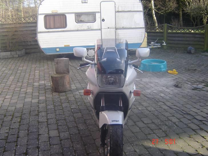 Honda vfr 750 f rc24 billede 13