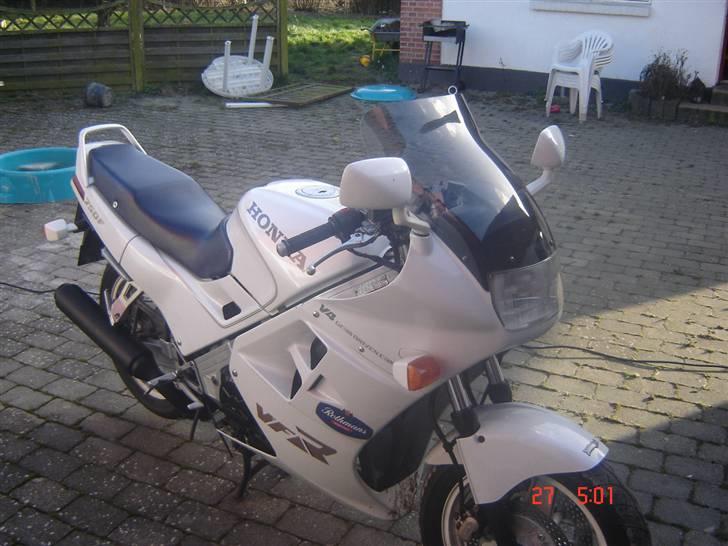 Honda vfr 750 f rc24 billede 15