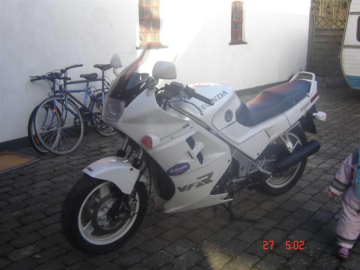Honda vfr 750 f rc24 billede 17