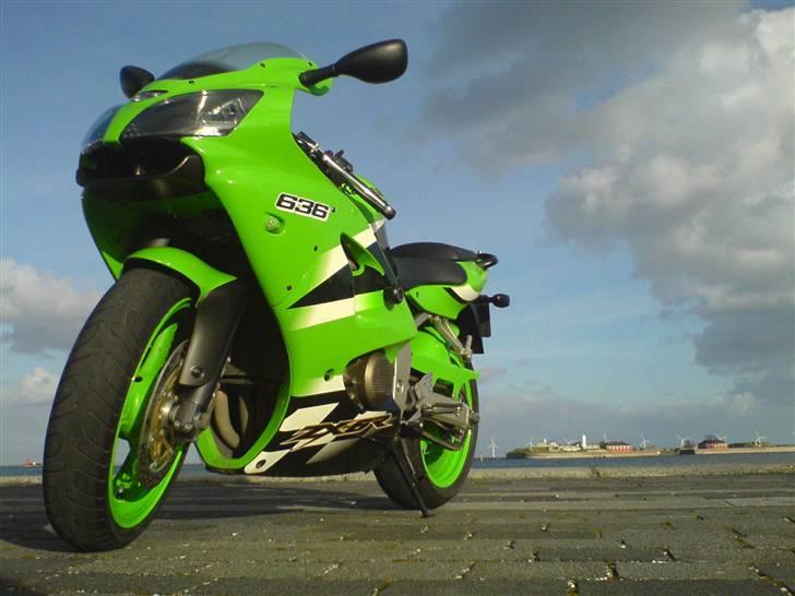 Kawasaki zx6r (SOLGT) : - Ku ik vente længere.. årets første tur : ) 28/2 ´08  (nu med mindre blink: ) billede 14