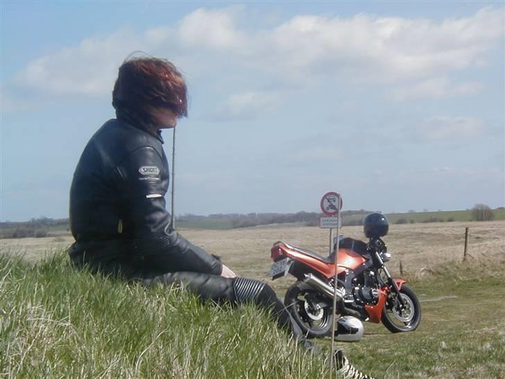 Honda VT 600 Shadow [Solgt] - Kæresten og kværnen, bare et flot billede... :O) [Solgt] billede 11