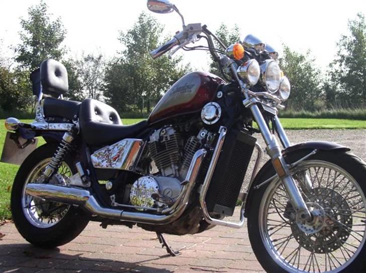 Honda VT 800 Shadow billede 4