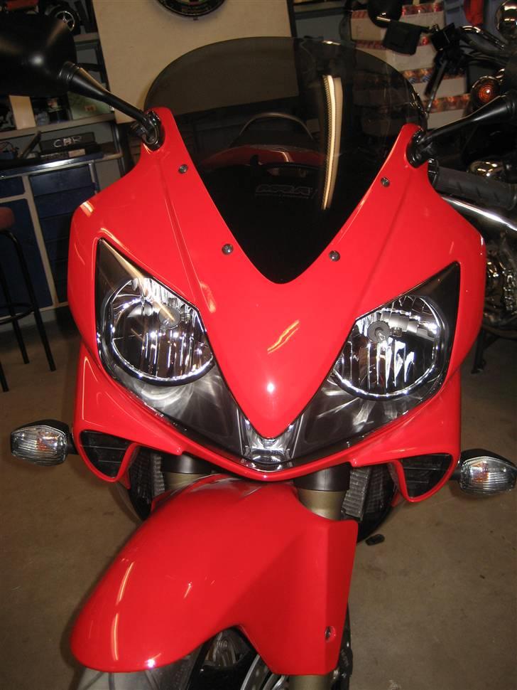 Honda CBR 600 F4i (Solgt) - så fik jeg også lige et røgfarvet kåbeglas på, det pynter jo alt sammen. billede 18