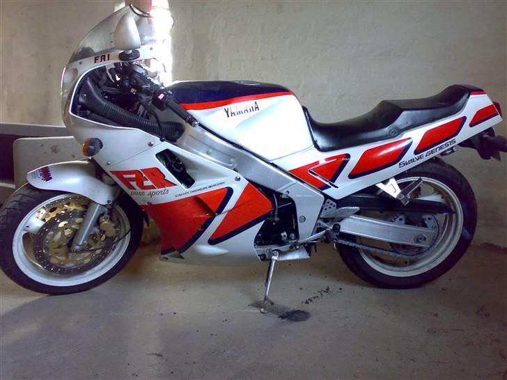 Yamaha Fzr 1000  "solgt" billede 12