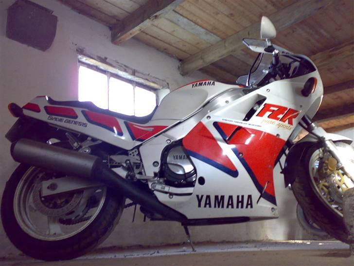 Yamaha Fzr 1000  "solgt" billede 14