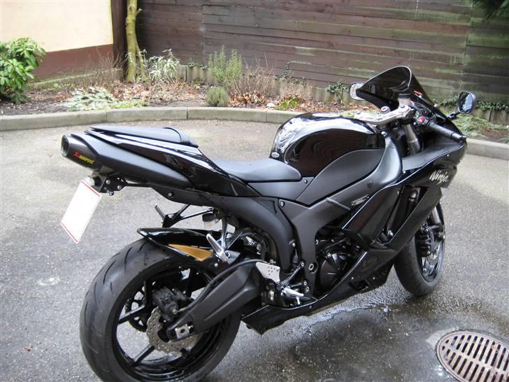 Kawasaki ZX6R *SOLGT* billede 4