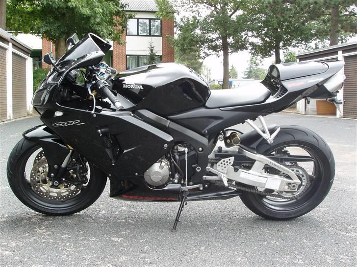Honda cbr 600 rr billede 3