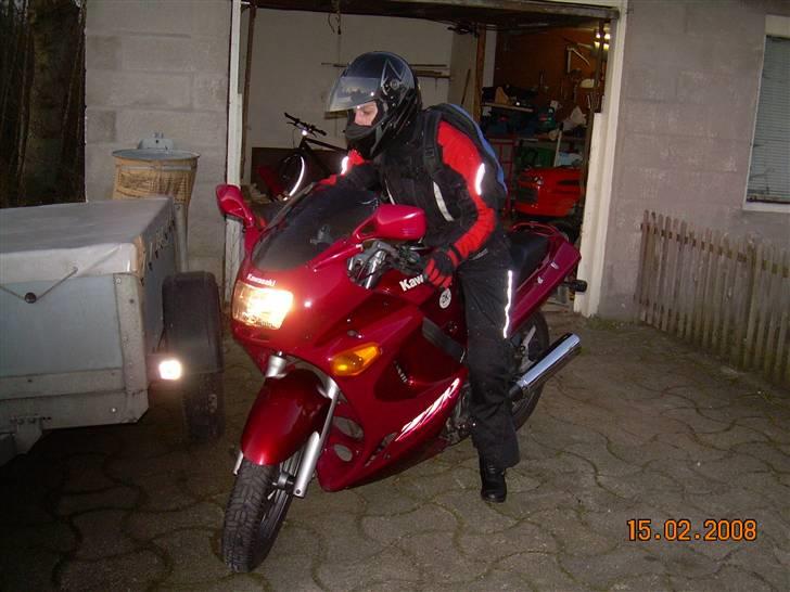 Kawasaki ZZR - 250 TIL SALG billede 2