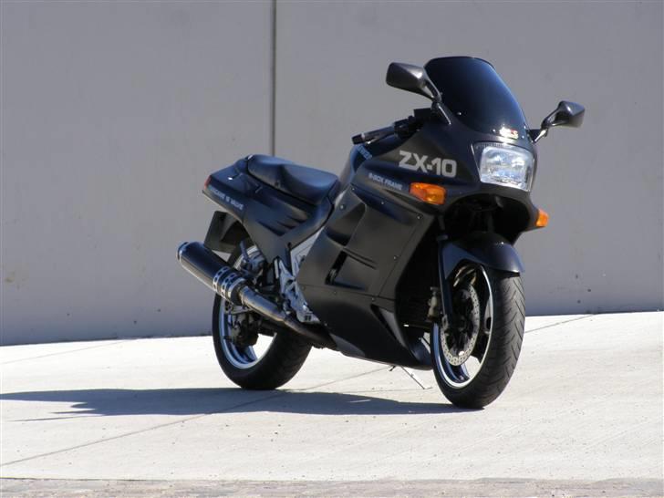 Kawasaki ZX 10  (SOLGT) billede 3