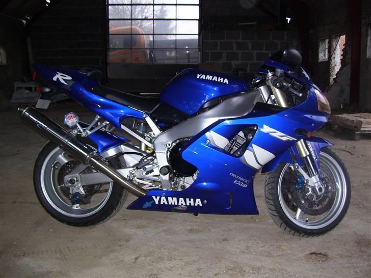 Yamaha YZF R1 (solgt) billede 6