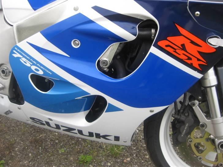 Suzuki GSX R 750  " Solgt" billede 8