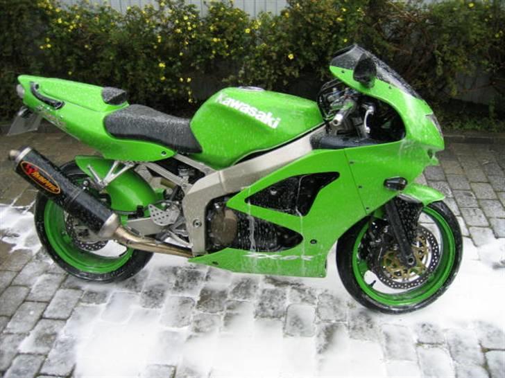 Kawasaki zx6r Totalt skadet  billede 2