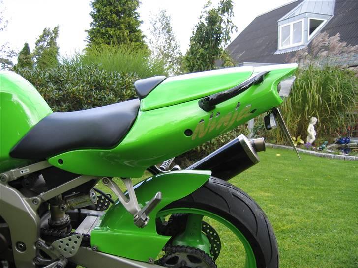 Kawasaki zx6r Totalt skadet  billede 6
