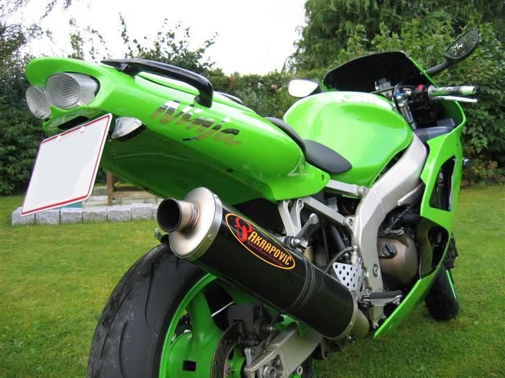 Kawasaki zx6r Totalt skadet  billede 7