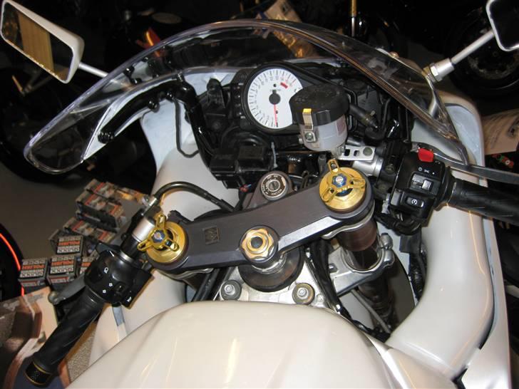 Suzuki Gsx-r 1000 >Solgt til KJ< billede 2