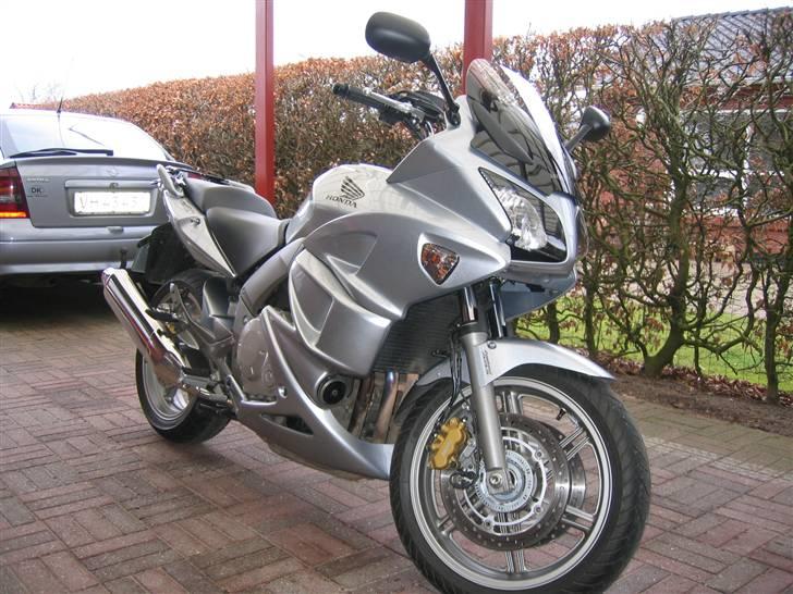 Honda CBF 1000A billede 4