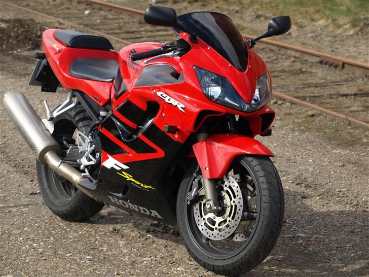 Honda CBR 600 F4 Sport *SOLGT* billede 1
