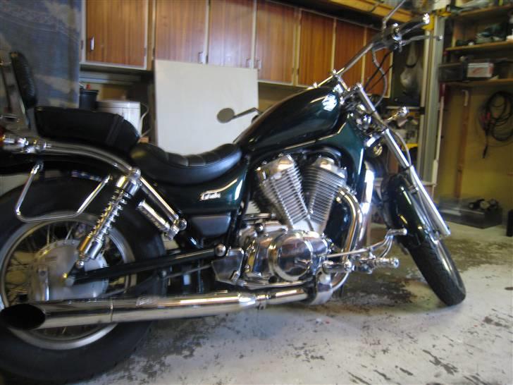 Suzuki VS 700 Intruder *solgt* - Nypudset til foråret. billede 2