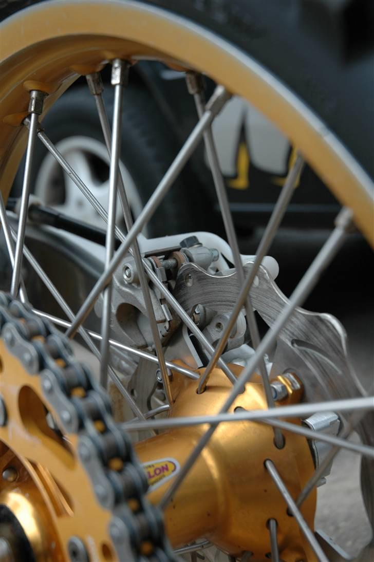 Honda CRF 450 R8 billede 8