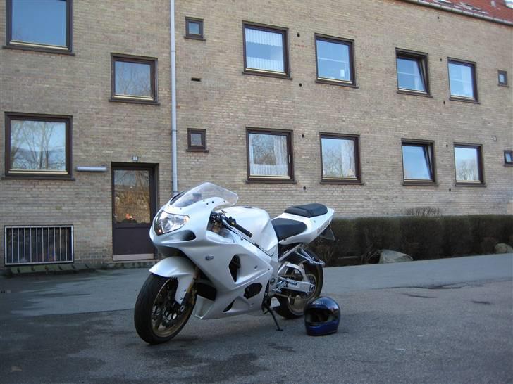 Suzuki Gsx-r 1000 >Solgt til KJ< billede 7