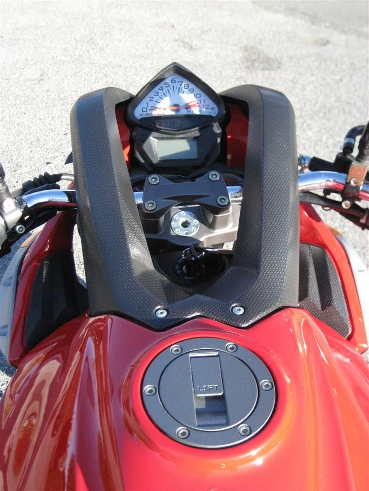 Cagiva V-Raptor 1000 billede 2