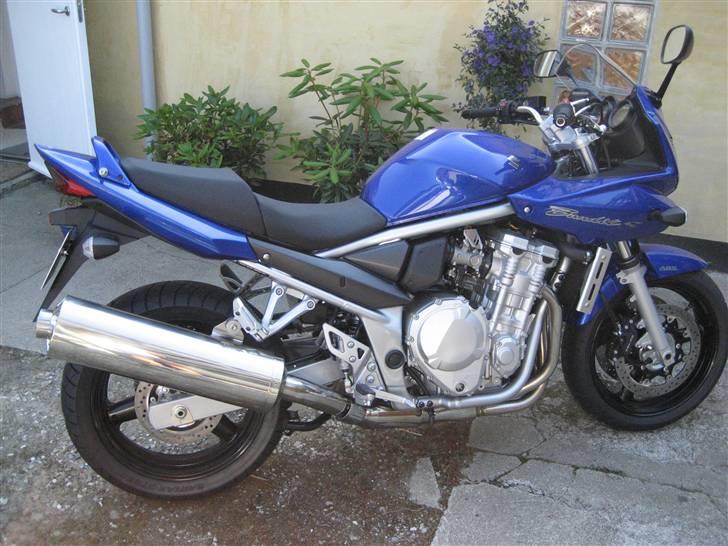 Suzuki GSF 650 sak7 Bandit - Inden den fik bundkåben på og ny potte. billede 2