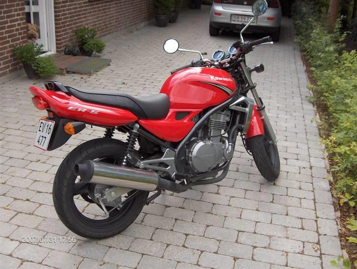 Kawasaki ER-5 - Lige da den var kommet hjem... Med 2500 km på tælleren. billede 19