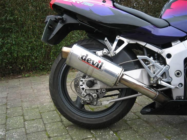 Kawasaki ZXR 750 L  Solgt billede 10