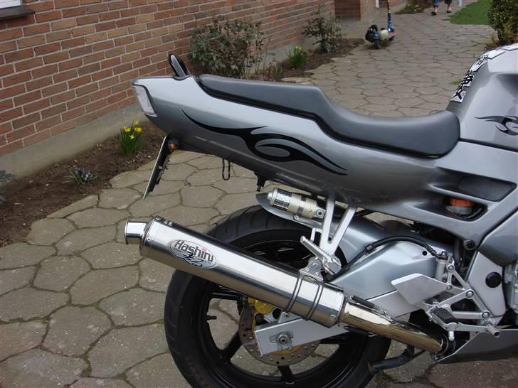 Honda cbr 600 f2  - Ændret lidt på nr pladeholderen billede 11