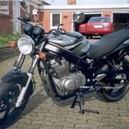 Suzuki GS 500 K7