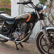Yamaha SR 500