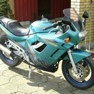 Suzuki GSX 600F